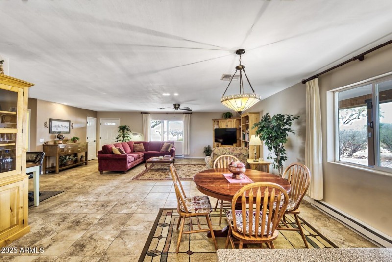 082053-4696 South Burro Drive