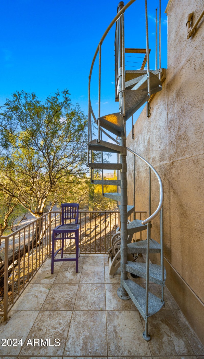 Guest Entrance2
