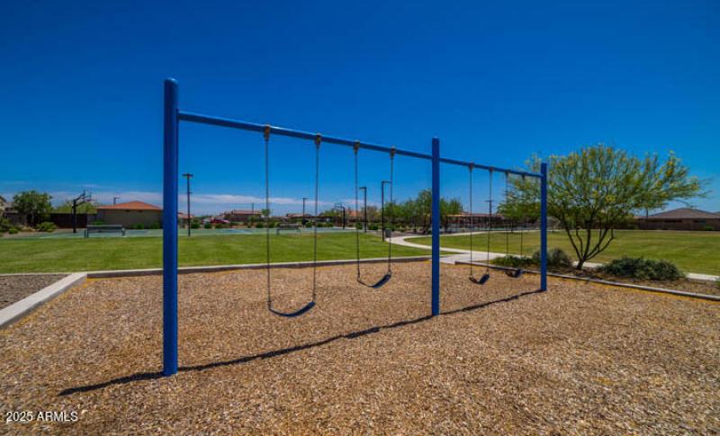 Copper-Park-swing