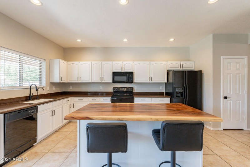 7-web-or-mls-Carlos-HD-7