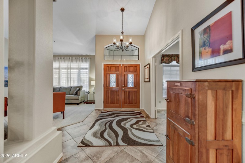 Open Foyer - Double Door Entry
