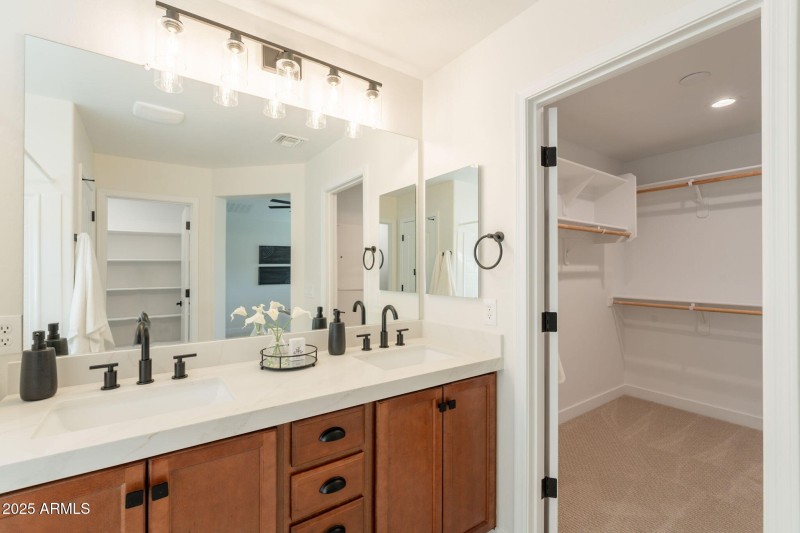 36-web-or-mls-Kinetic-36