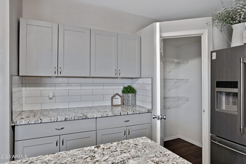 10438 E Bella Ln-18