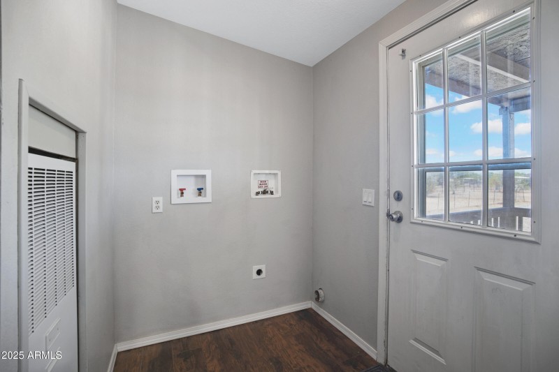 10438 E Bella Ln-20