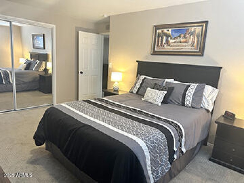 Primary_Bedroom