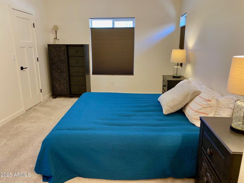 1991 N LAKE BREEZE Road, Lakeside