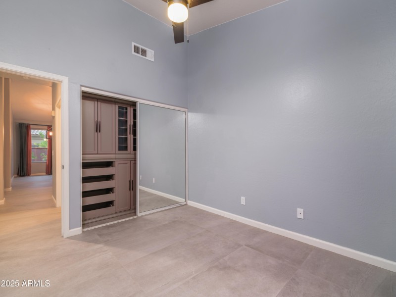 Bedroom 2 w/ Closet Organizer