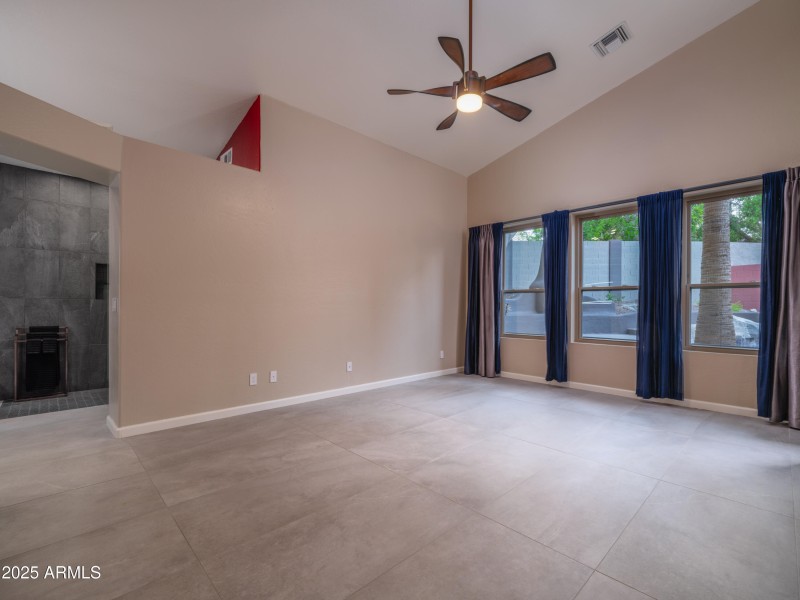 Split Primary Suite