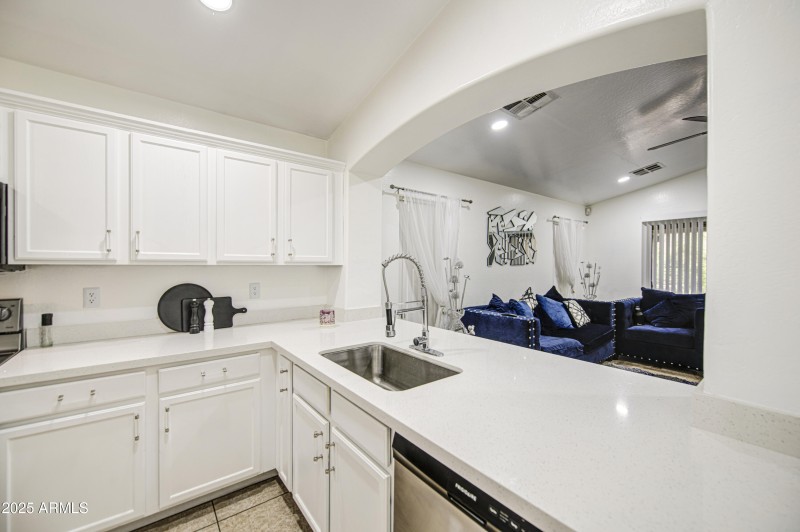 Kitchen 3