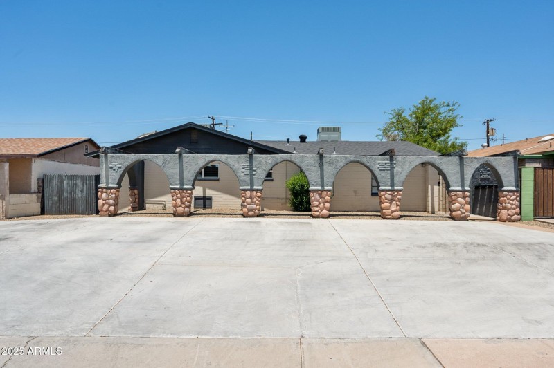 1-web-or-mls-20-w-sunnyslope-ln