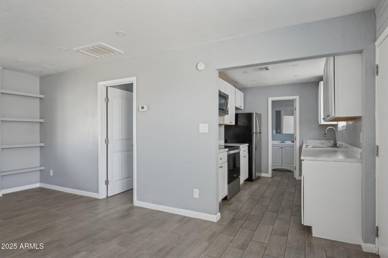 10-web-or-mls-20-w-sunnyslope-ln