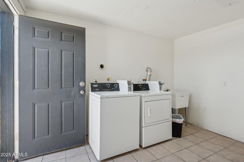 22-web-or-mls-20-w-sunnyslope-ln