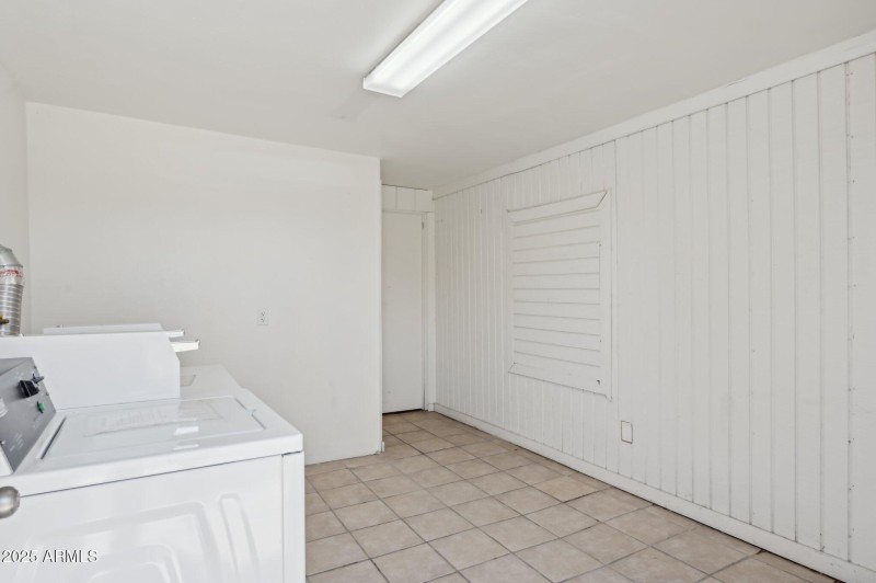 23-web-or-mls-20-w-sunnyslope-ln