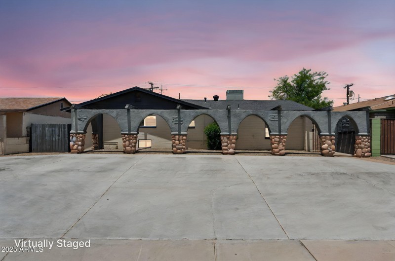 30-web-or-mls-20-w-sunnyslope-ln