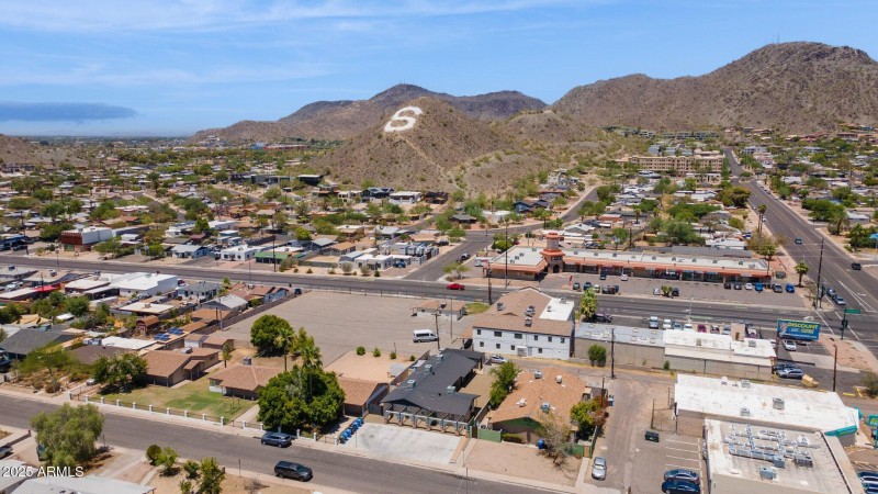 43-web-or-mls-20-w-sunnyslope-ln