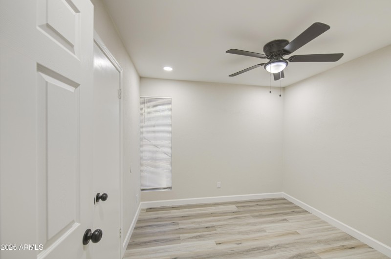 Bedroom 4-pic 1