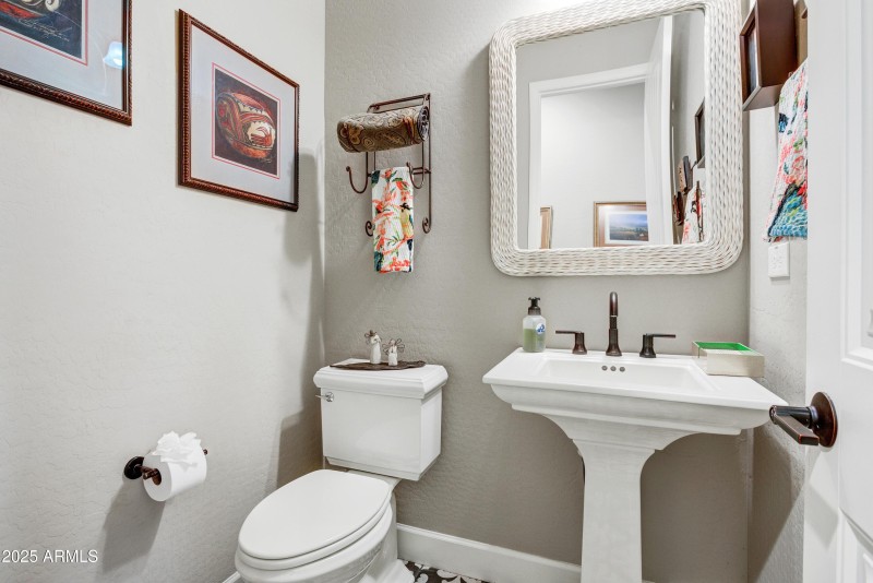 029_Powder Room