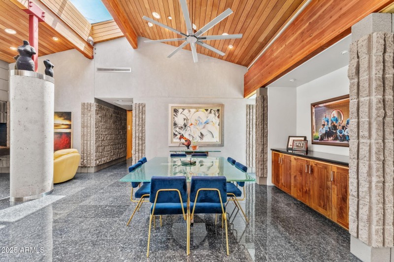 Main House: Dining Room