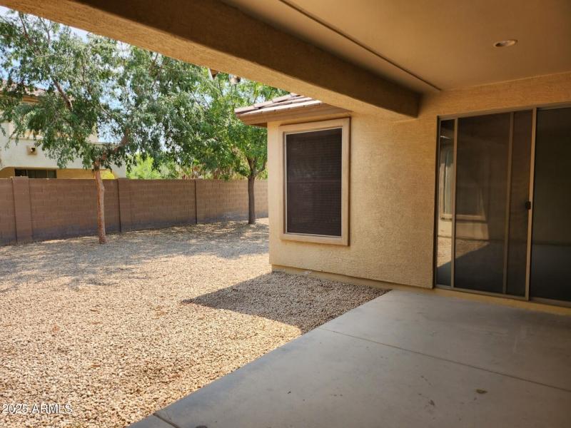 thumbnail_pic back patio W