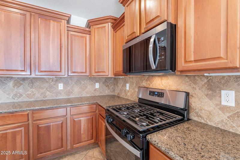 8-web-or-mls-Gleneagle-8