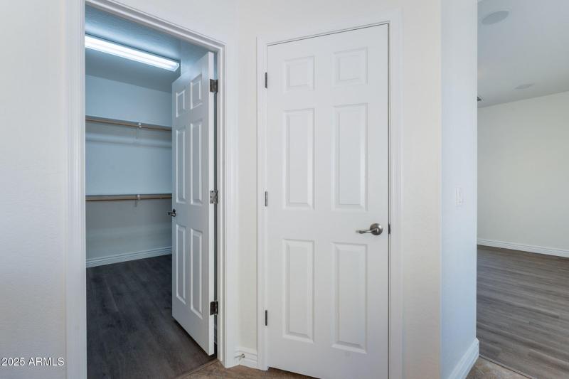 25-web-or-mls-Gleneagle-25