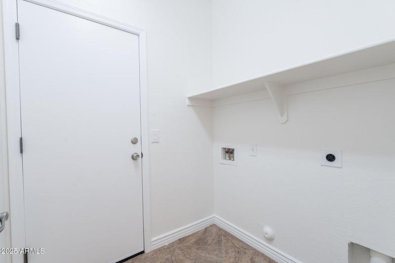 32-web-or-mls-Gleneagle-32