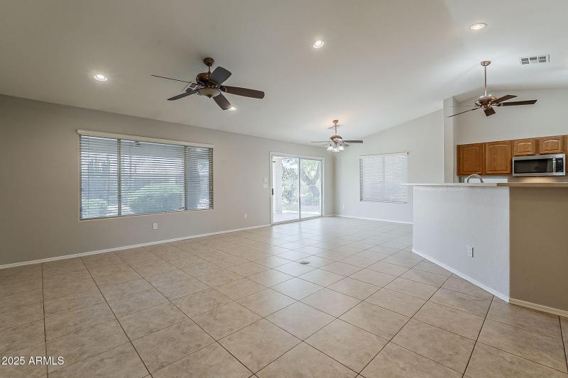 7-web-or-mls-Golden Ct-7