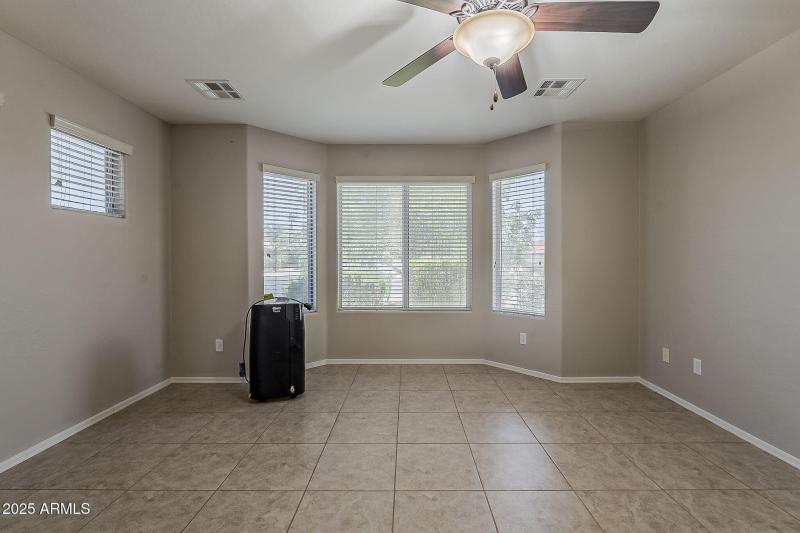 29-web-or-mls-Golden Ct-29