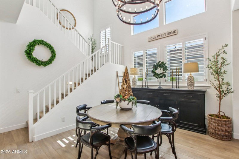 12-web-or-mls-E Torino Ave-S1007-012