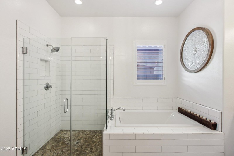 32-web-or-mls-E Torino Ave-S1007-032