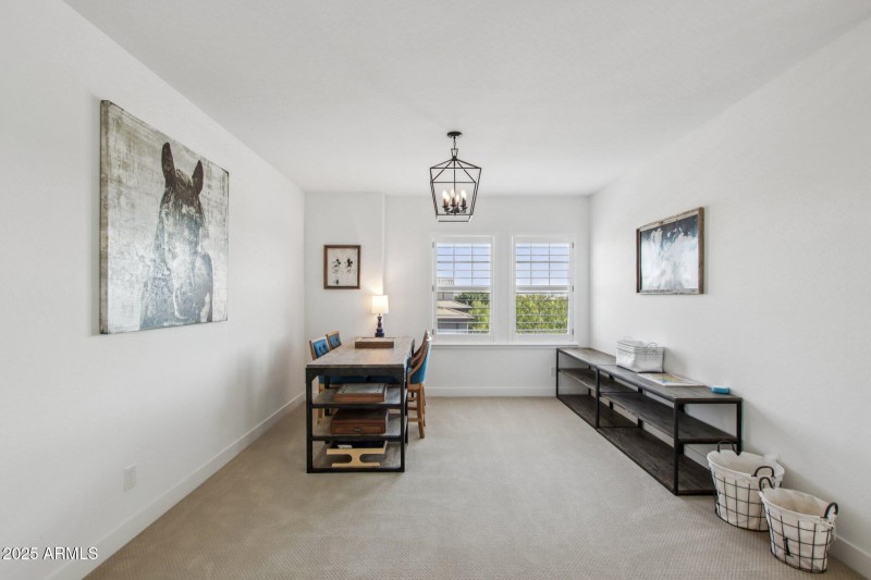 47-web-or-mls-E Torino Ave-S1007-047