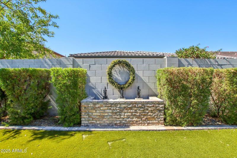 54-web-or-mls-E Torino Ave-S1007-054
