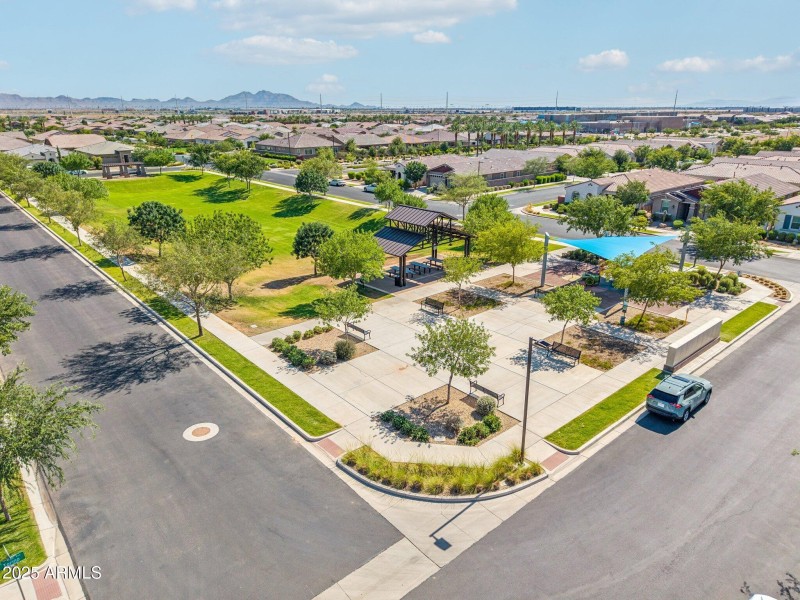 65-web-or-mls-E Torino Ave-S1007-065