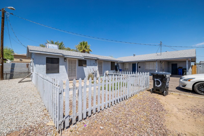 1442 E Polk St - Exterior 10