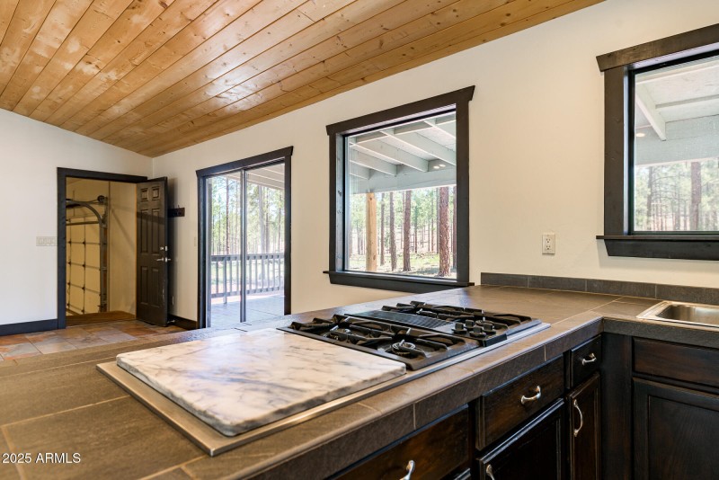 6575 N Sanderson pass Rd, Parks (4 of 56