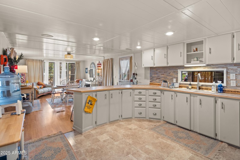 Laminate Flooring