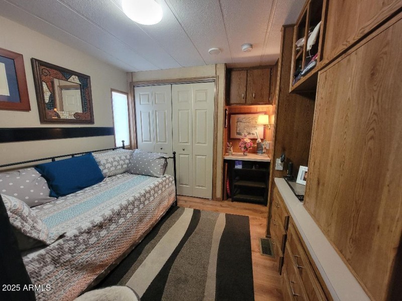418 extra room