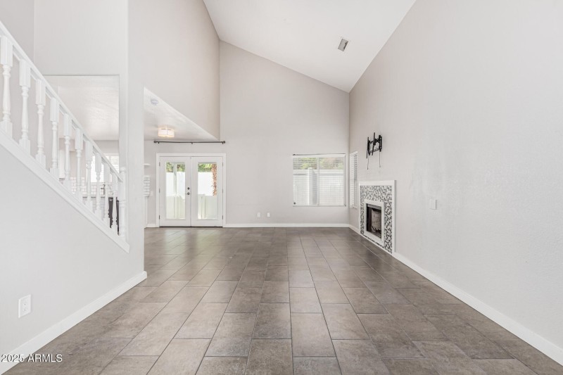 11 Northridge
