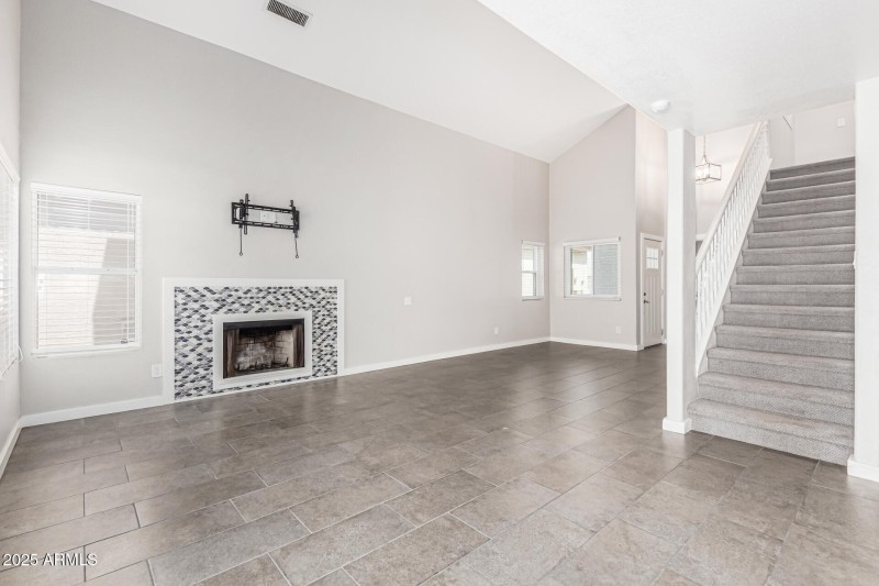 12 Northridge