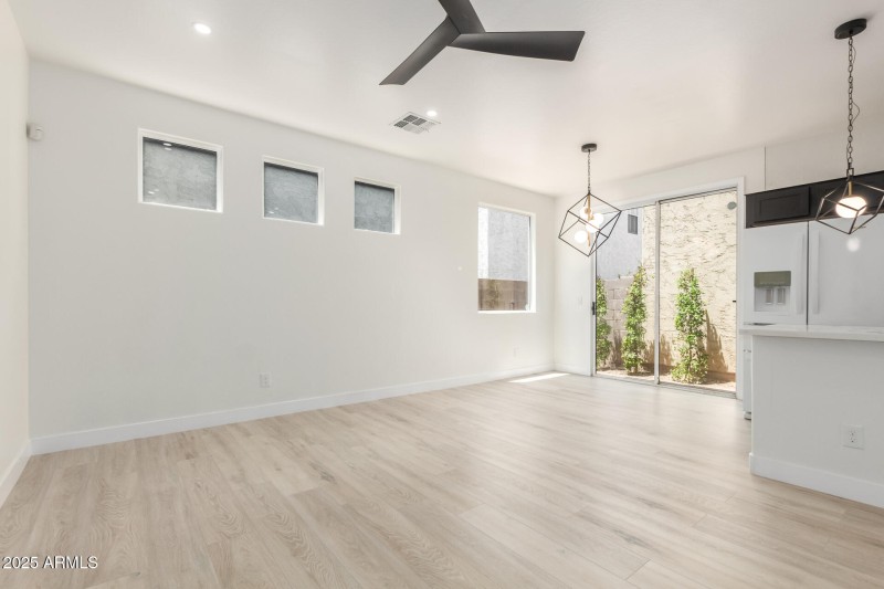 13 Polk