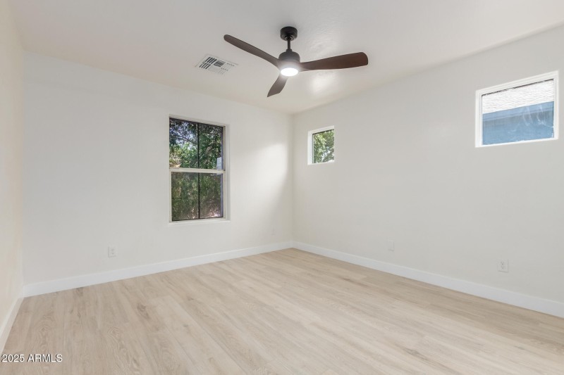 16 Polk