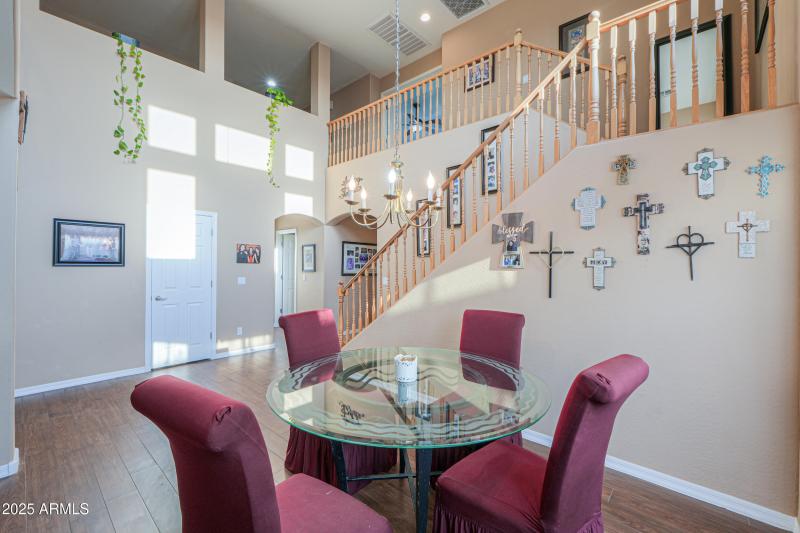 Gorgeous 2 story Entry