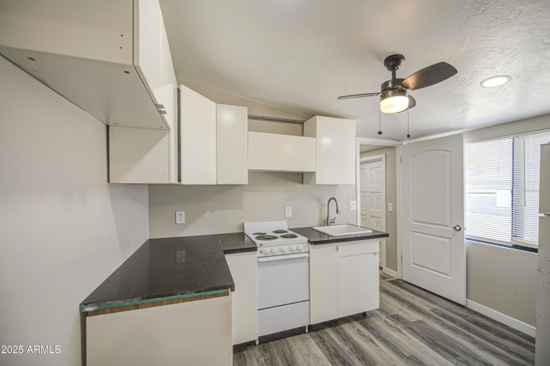 Casita Kitchen 1