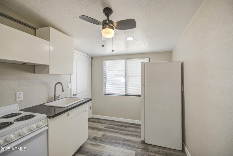 Casita Kitchen 2