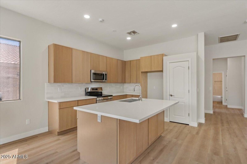 11-Kitchen