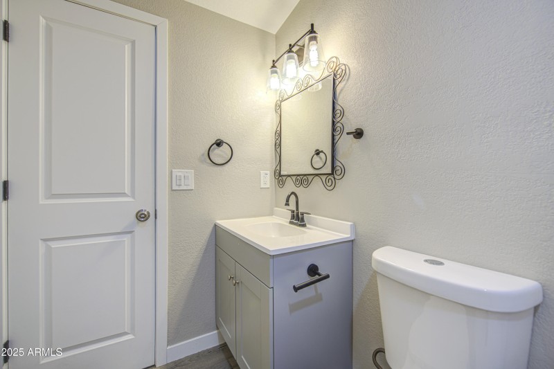 Casita Bathroom-pic 3