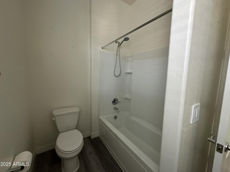 Bathroom2
