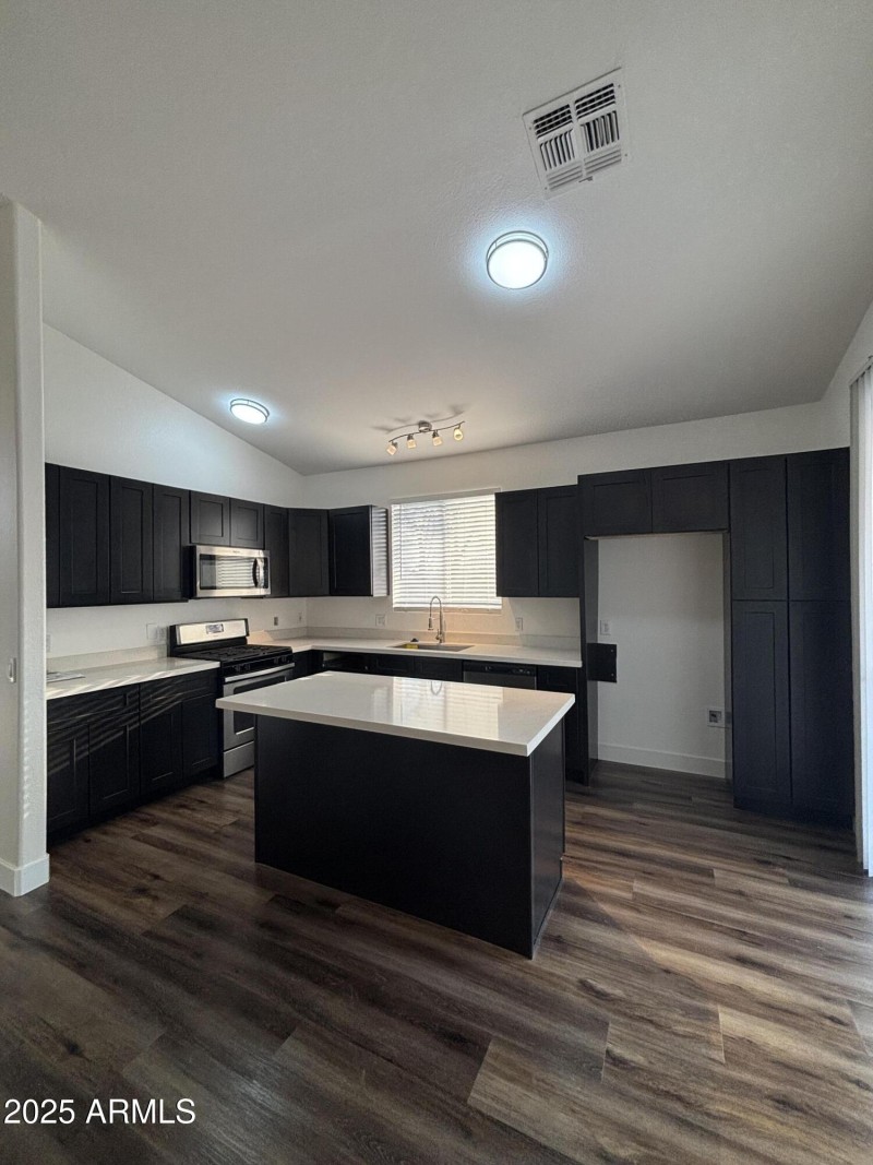 KITCHEN1