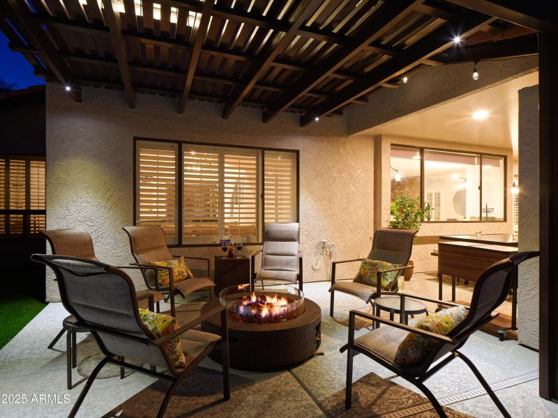 PropertyImageCo_5921ESandraTerraceTwilig