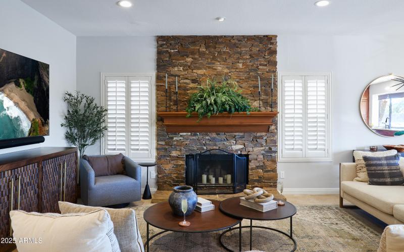 PropertyImageCo_5921ESandraTerrace_WEB-3